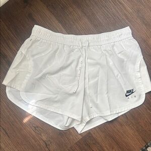 Nike Women's Air drawstring White/Black Running Shorts size XL